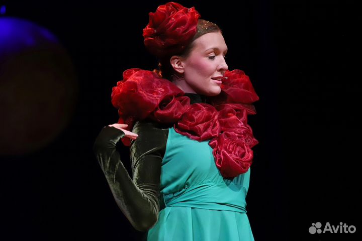 Пошив сценических,танцевальных,костюмов