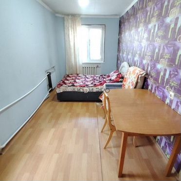 4-к. квартира, 100 м², 9/9 эт.