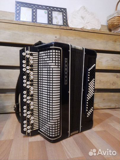 Баян готово-выборный «Рубин 7»