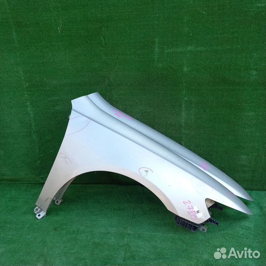 Крыло переднее правое honda accord 7