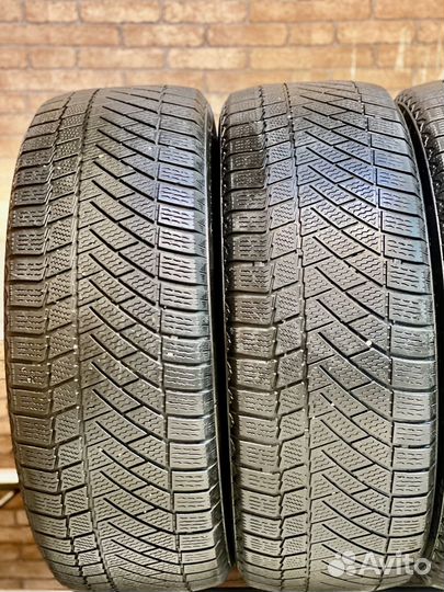 Continental ContiVikingContact 6 225/55 R18 102T