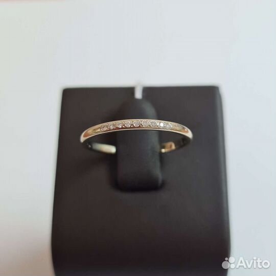 Золотое кольцо с бриллиантами 17 (со038272)