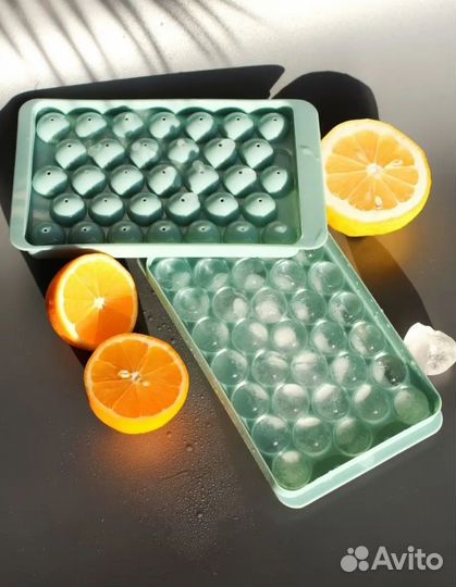 Форма для льда с крышкой. 2 шт. Новые