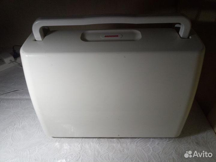 Швейная машина janome 6125