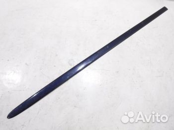 Молдинг двери передней правой