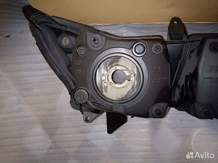 Фара для yamaha FZ6 S 2004-09 год новая