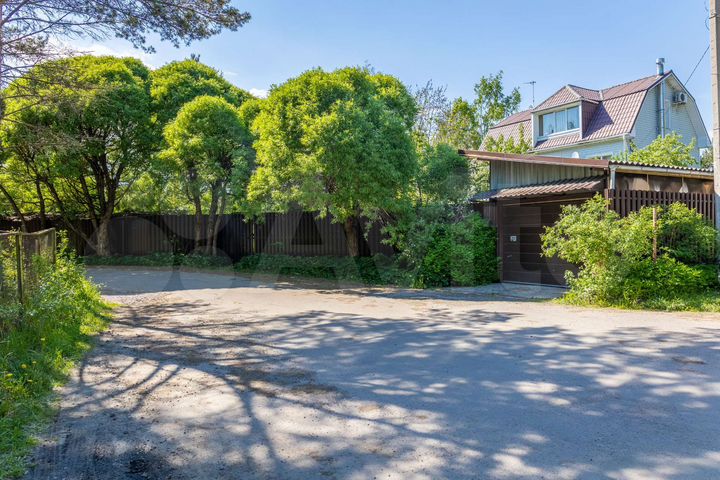 Дача 221 м² на участке 15 сот.