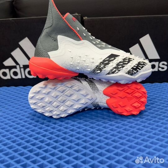 Сороконожки adidas predator