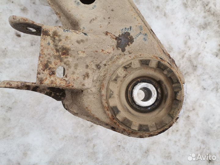 Подрамник задний Opel Omega B