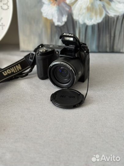 Зеркальный фотоаппарат Nikon Coolpix L110
