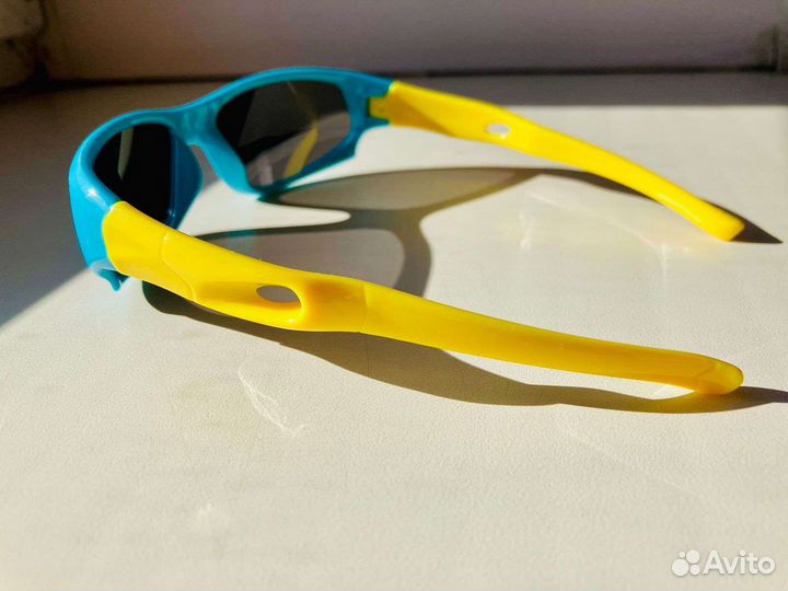 Спортивные очки детские солнцезащитные голубые