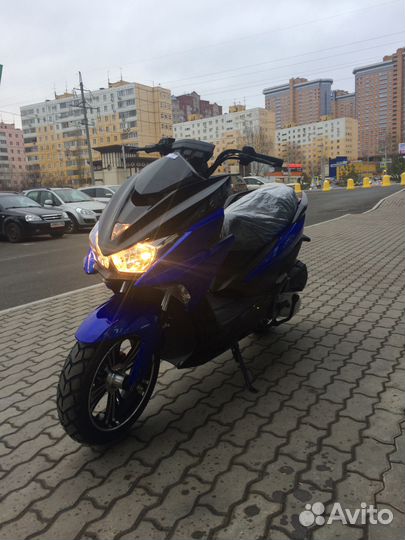 Скутер Arc (Fos)