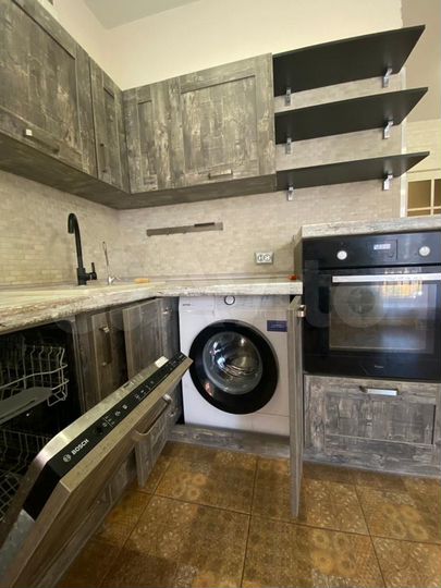 2-к. квартира, 58,5 м², 1/14 эт.