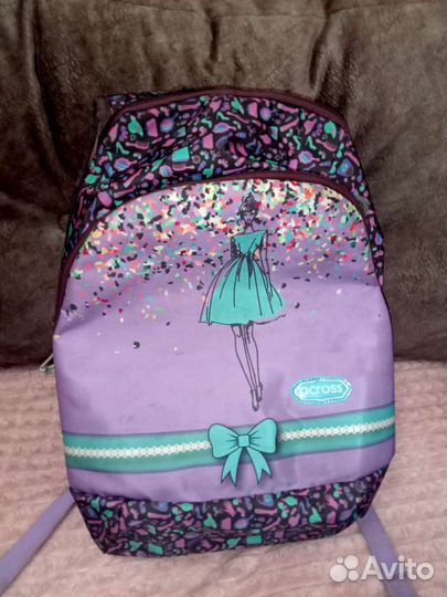 Школьный рюкзак