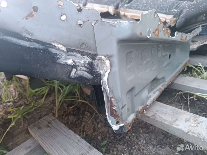 Днище mitsubishi airtrek CU2W