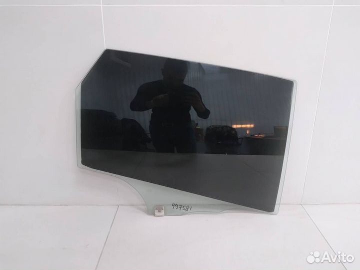 Стекло двери задней правой Mazda Mazda 3 BK 2002-2