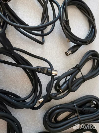 Качественный антенный провод для видео (папа-мама)