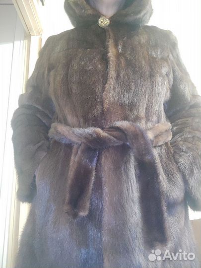 Шуба норковая орех 48 50