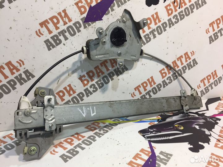 Стеклоподъёмник передний (электрический) Лев