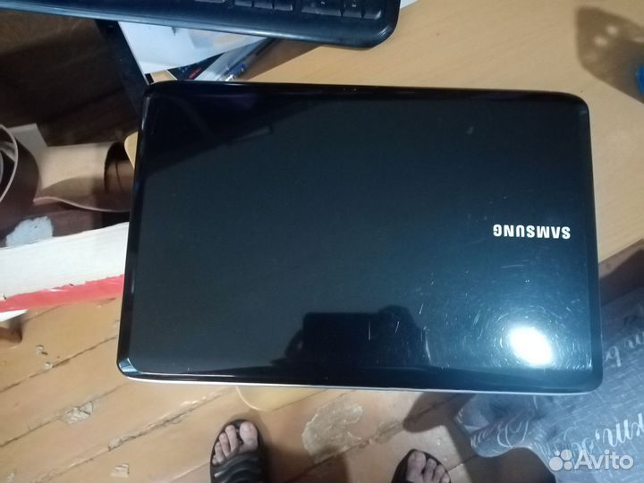 Ноутбук samsung RV510