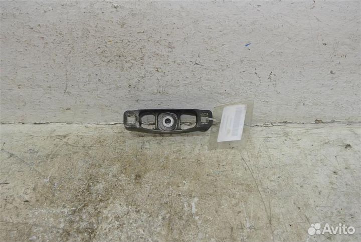 Крепеж Porsche Panamera 4 2009-2016