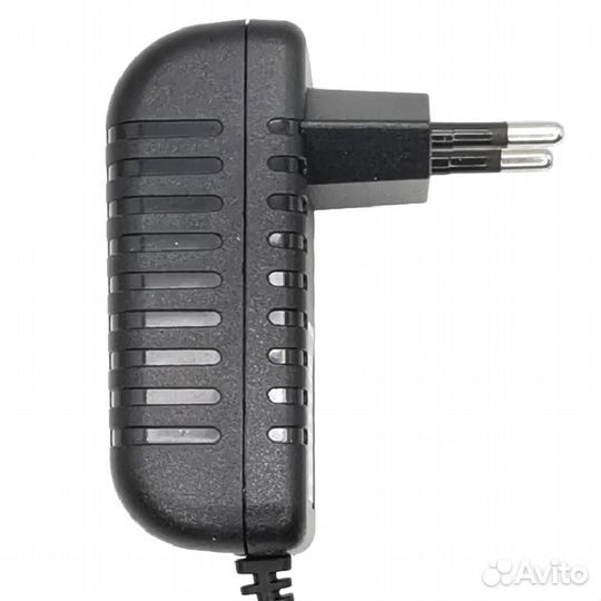 Блок питания адаптер универсальный 9V 2A 5,5mm