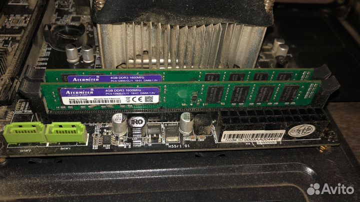 Материнская плата с процессором