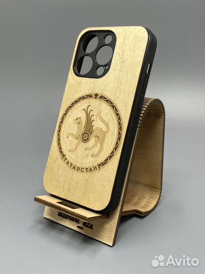 Чехол на iPhone 