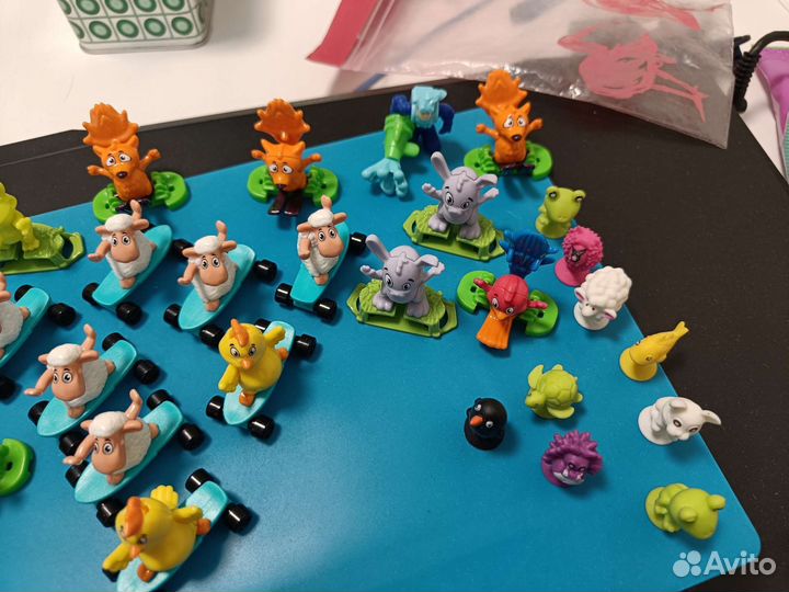 Игрушки kinder surprise