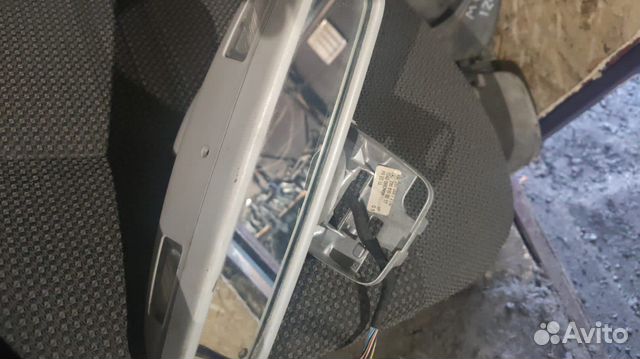 Продам зеркало на mercedes w220