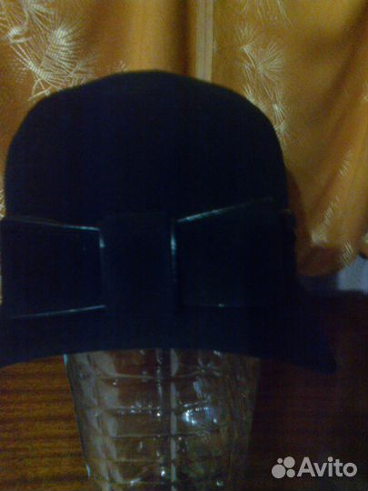 Черная шляпка 57 размера