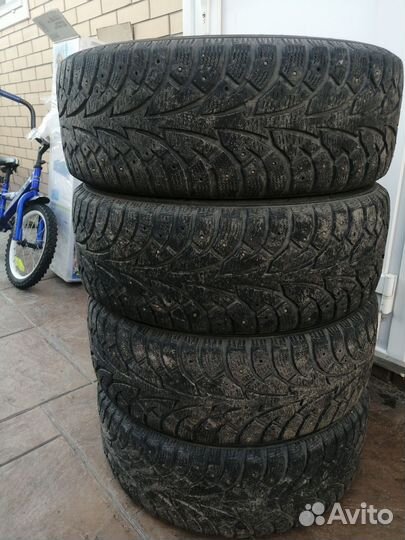 Зимние шины Hankook 205/55R16 шипованные