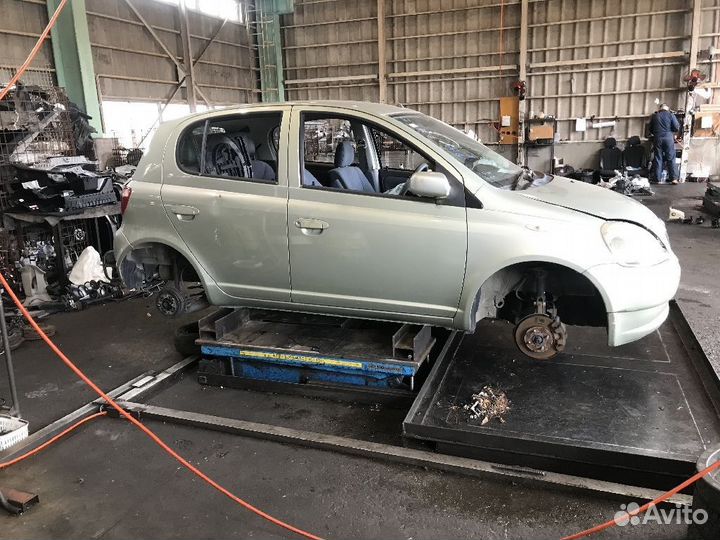 Руль Toyota Vitz SCP10