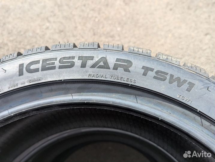 Tourador Ice Star TSW1 295/40 R21 111T