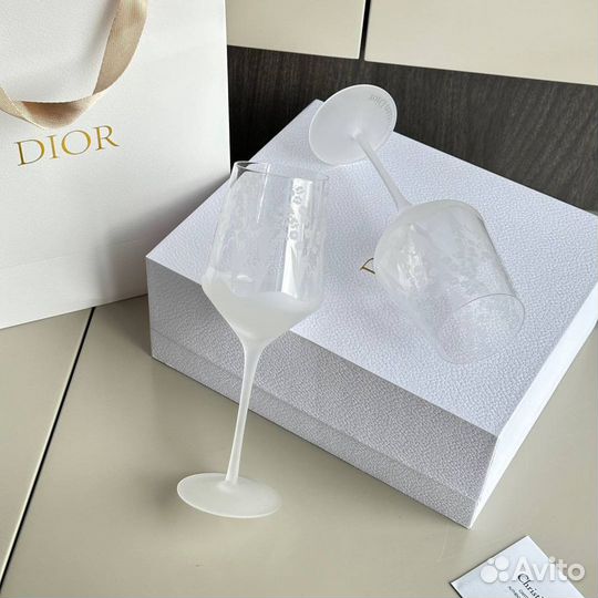 Бокалы Dior