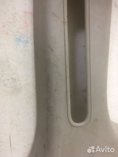 Обшивка стойки правая Renault Duster 2012