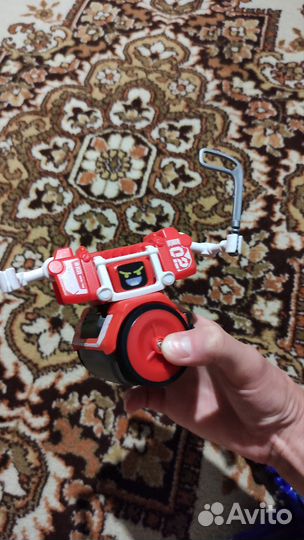 Роботы дерутся