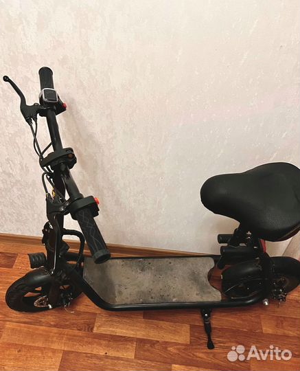 Электросамокат iconbit