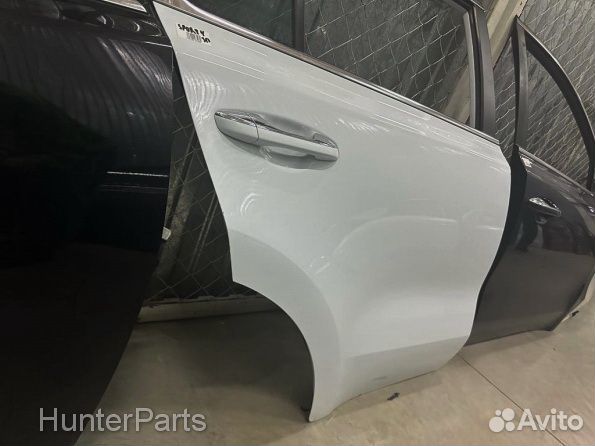 Дверь задняя правая Kia Sportage 4