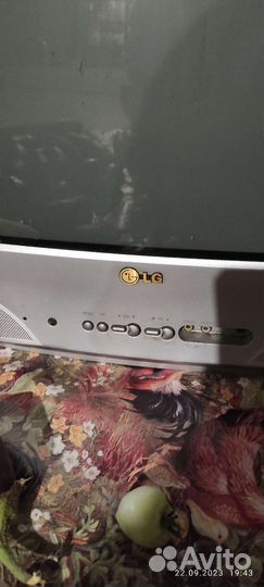 Телевизор LG рабочий