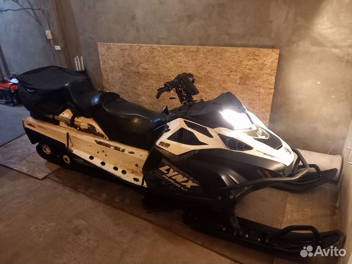 Продам снегоход BRP