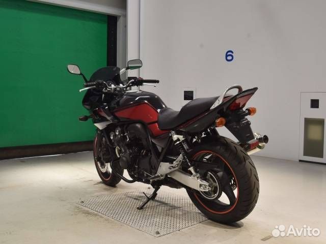 Honda CB400SFV boldor