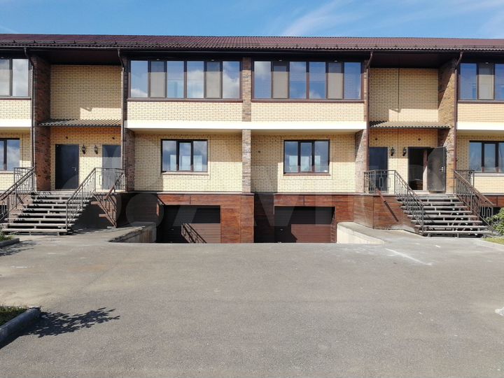 Таунхаус 142,5 м² на участке 1,5 сот.