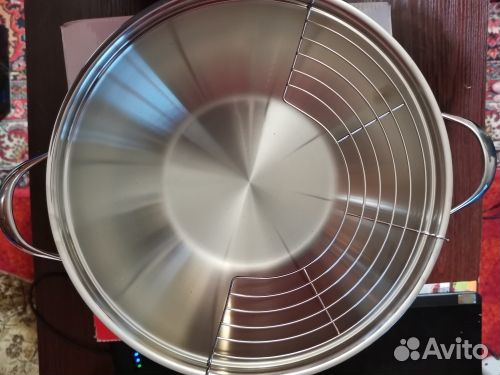 Новая сковорода-вок Fissler