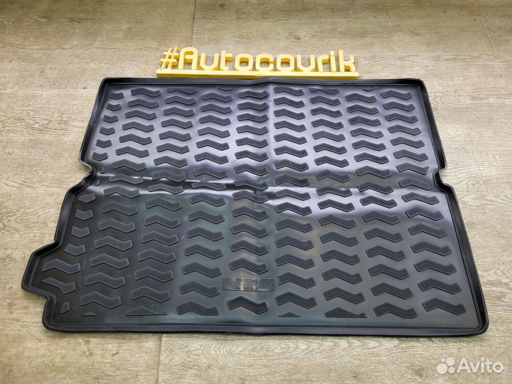 Коврик в багажник Peugeot 5008 II (2017-н.в.)