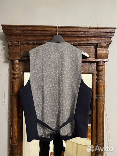 Жилет мужской классический