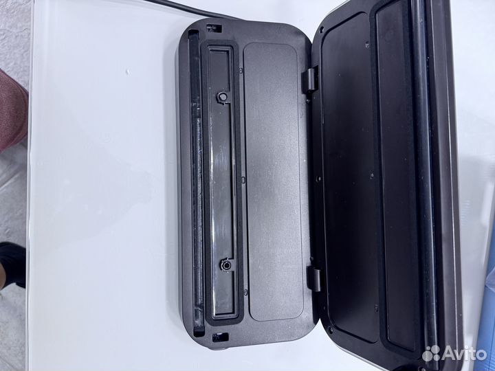 Вакуумный упаковщик