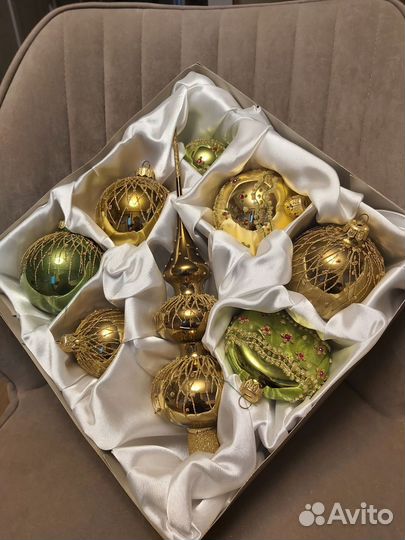Елочные игрушки из стекла