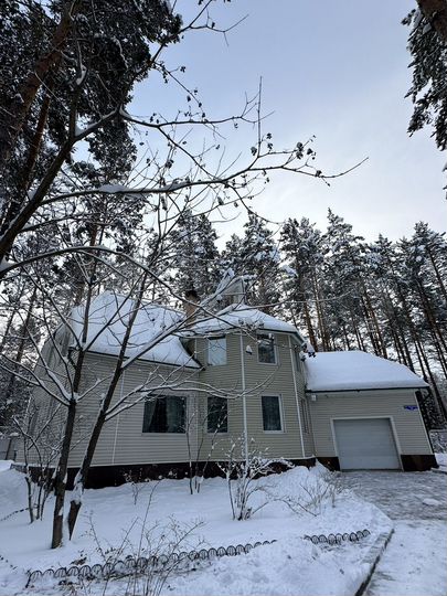 Дом 280 м² на участке 30 сот.