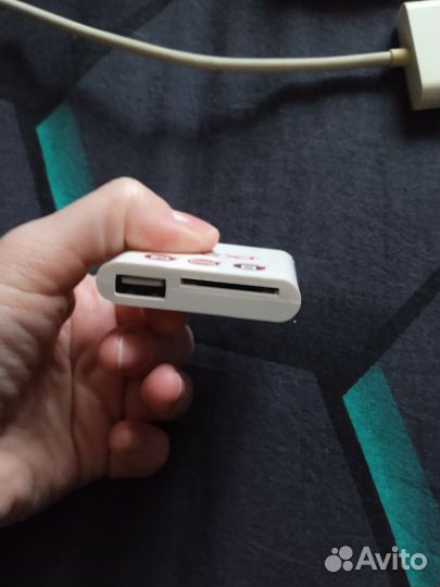 Зарядка на iPhone 1 и переходники к компьютеру